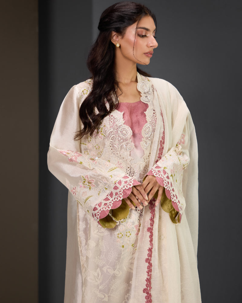 ALEENA FAREENA - Nisa Pink