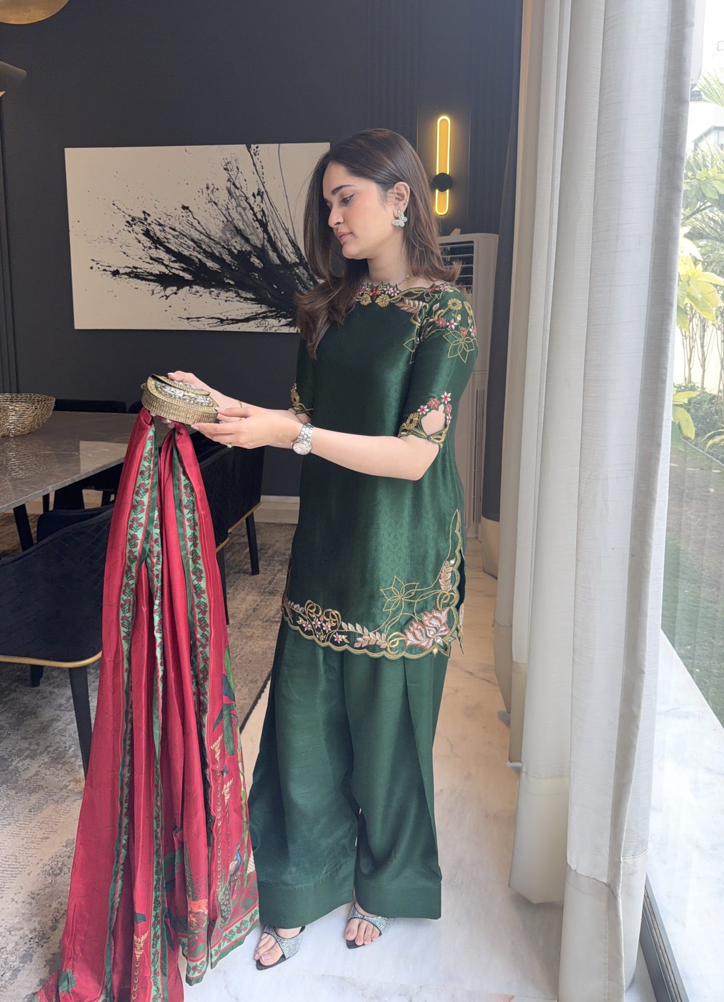KARISHMA TALREJA- Aloe