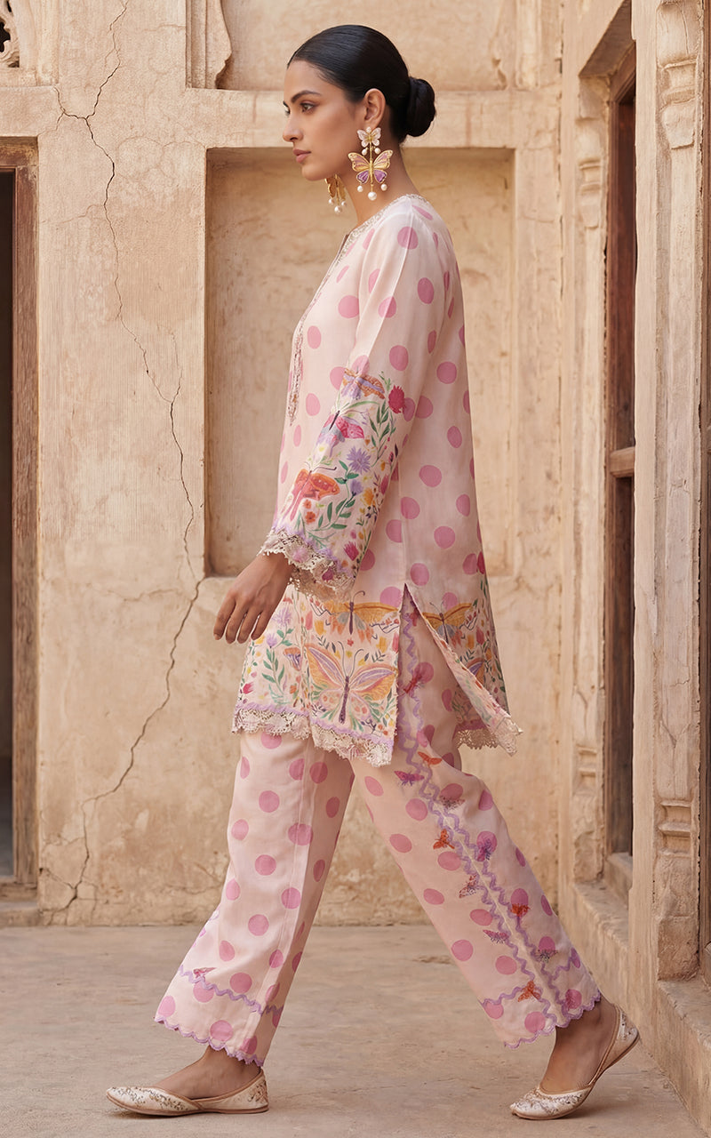 THREADS AND MOTIFS - Polka coord