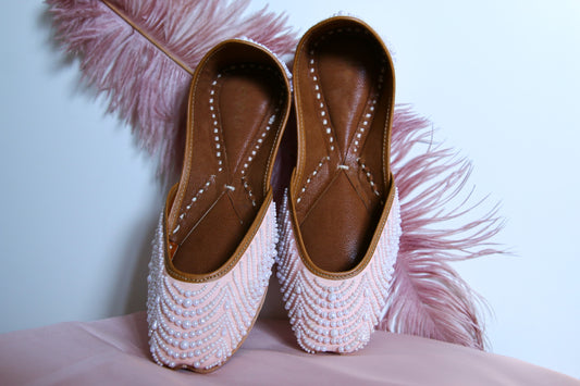 LOVE KAARI - Pearly Pink Jutti