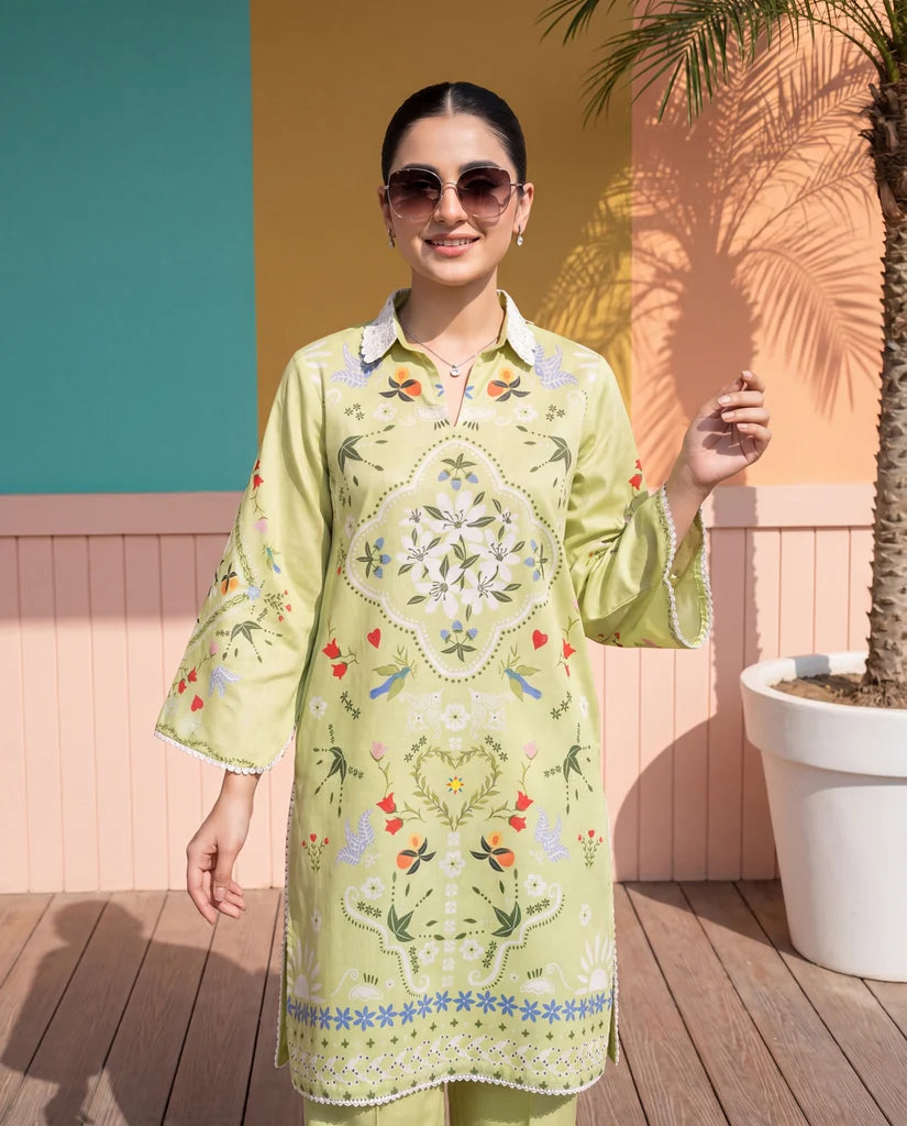 THREADS AND MOTIFS - Meadow Muse