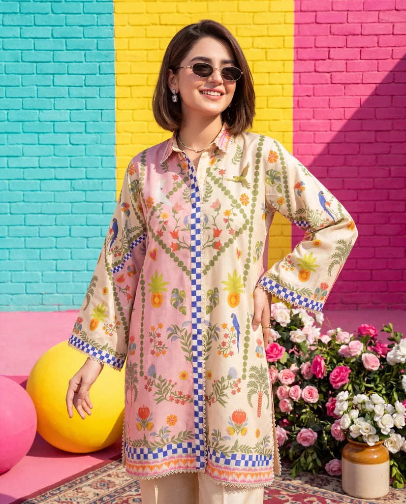 THREADS AND MOTIFS - Rosy Meadow