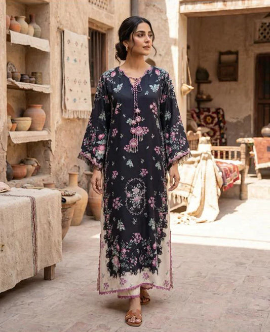 THREADS AND MOTIFS-Fleur Noire kaftan