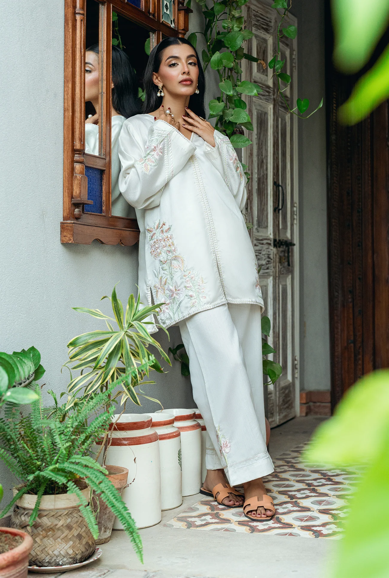 HOUSE OF UMSHA - Sunheri Set