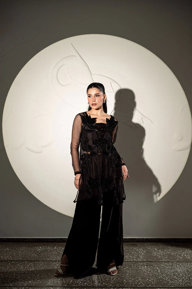 HUMAYUN ALAMGIR WOMENWEAR - Black Flower