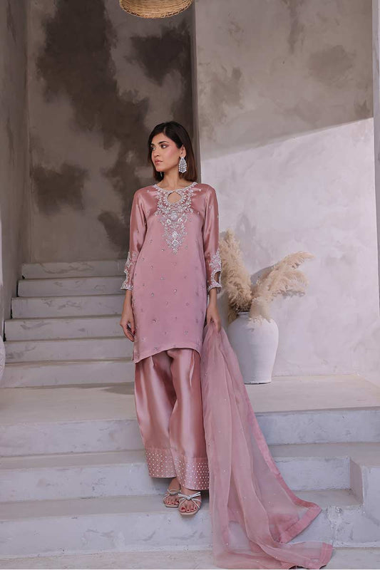 Hafsa Malik - PETAL WHISPER