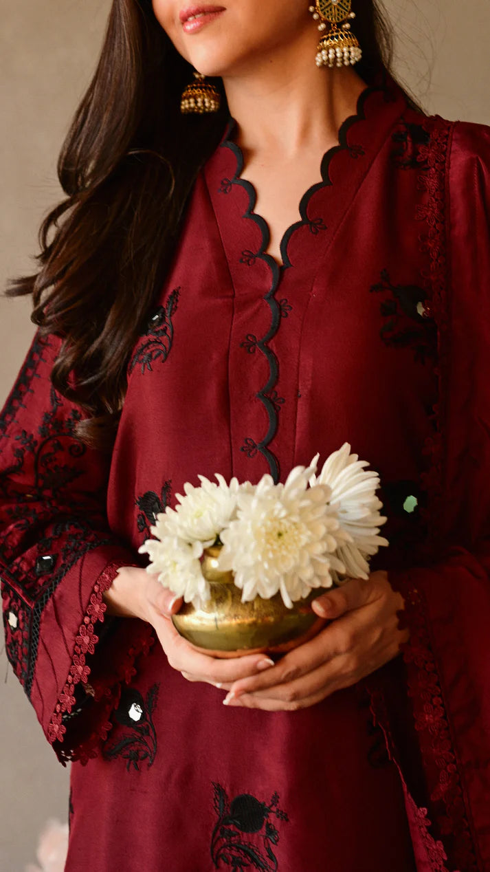 ZAH STUDIO - Lumi Kurta & Embroidered Izaar