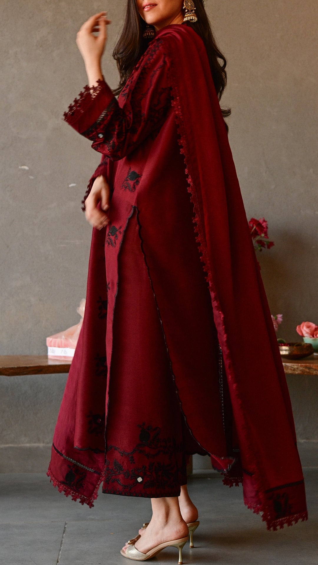 ZAH STUDIO - Lumi Kurta & Embroidered Izaar