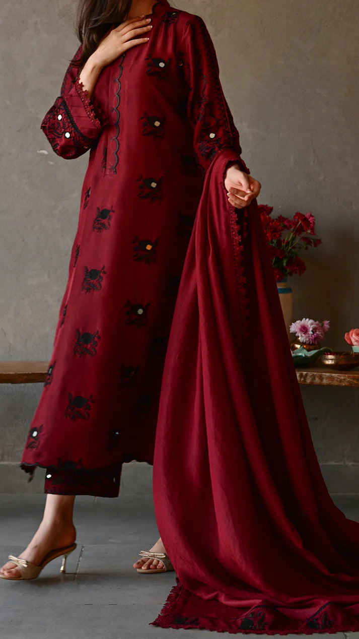ZAH STUDIO - Lumi Kurta & Embroidered Izaar