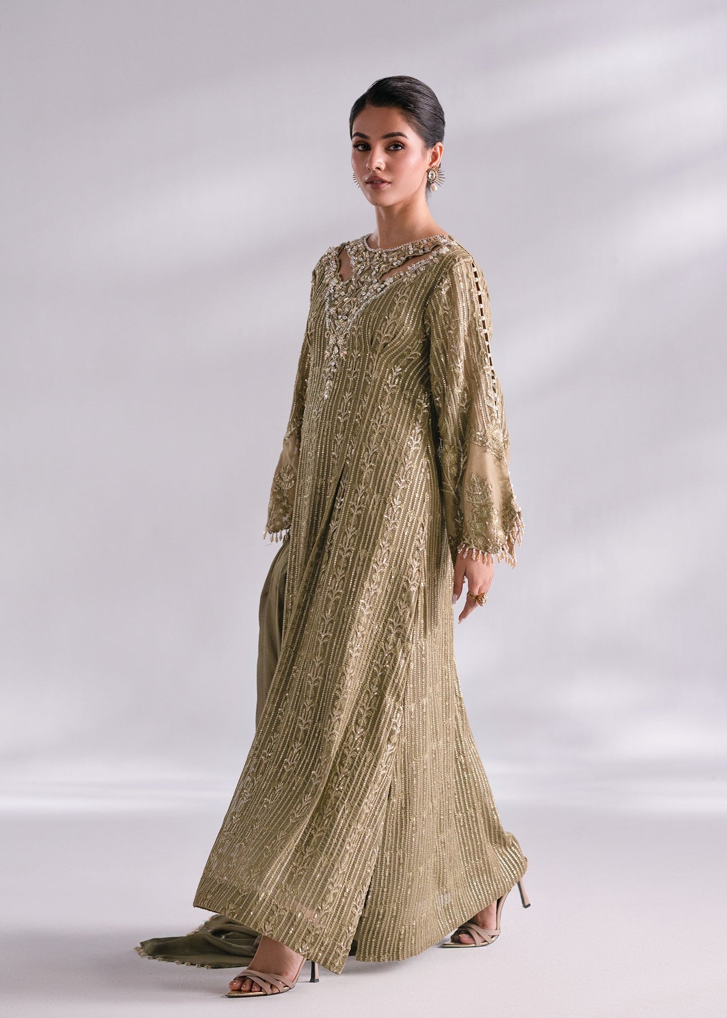 MEHAK YAQOOB COUTURE - Peridot