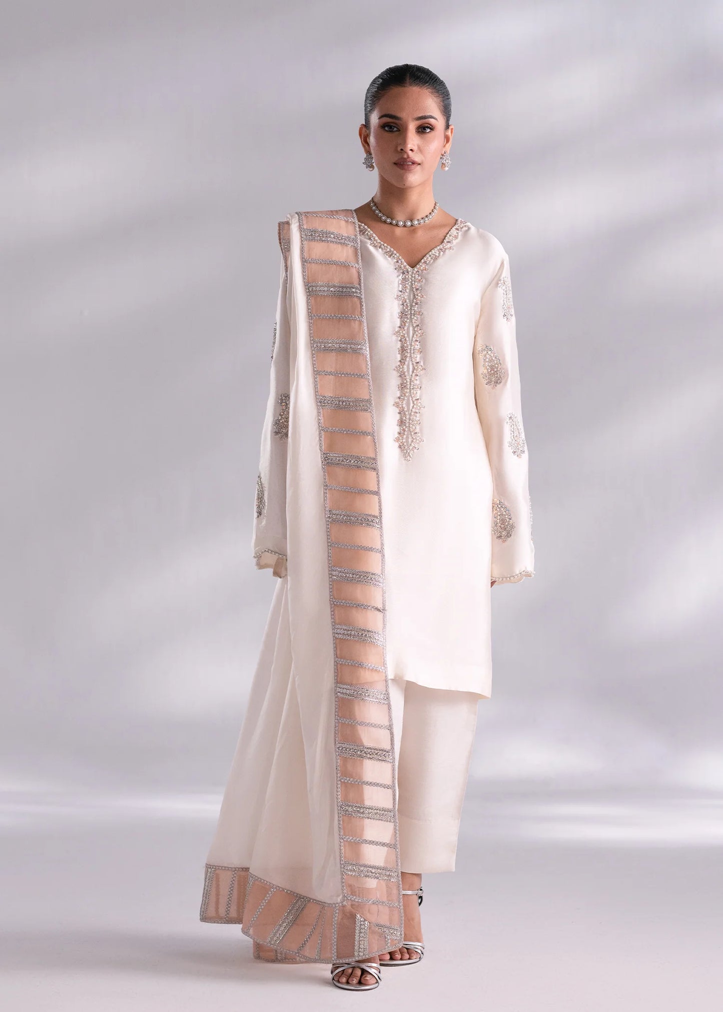 MEHAK YAQOOB COUTURE - Opal