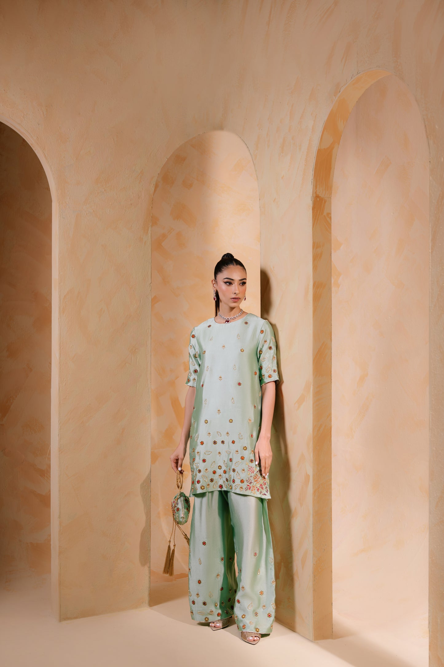 SAMMY K - Mint Green with potli