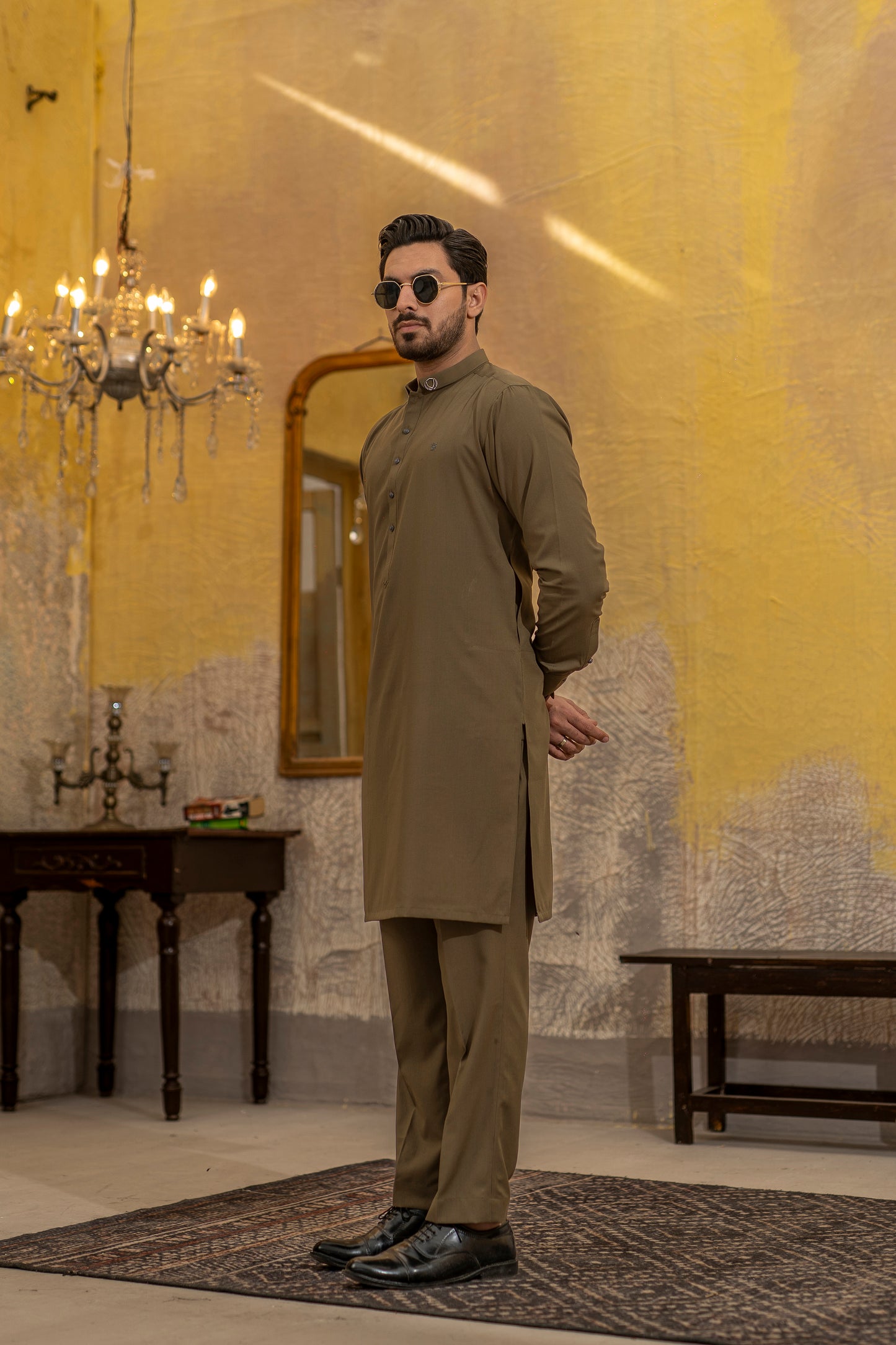 KUNZUL CHANNAR - Olive green kurta trouser
