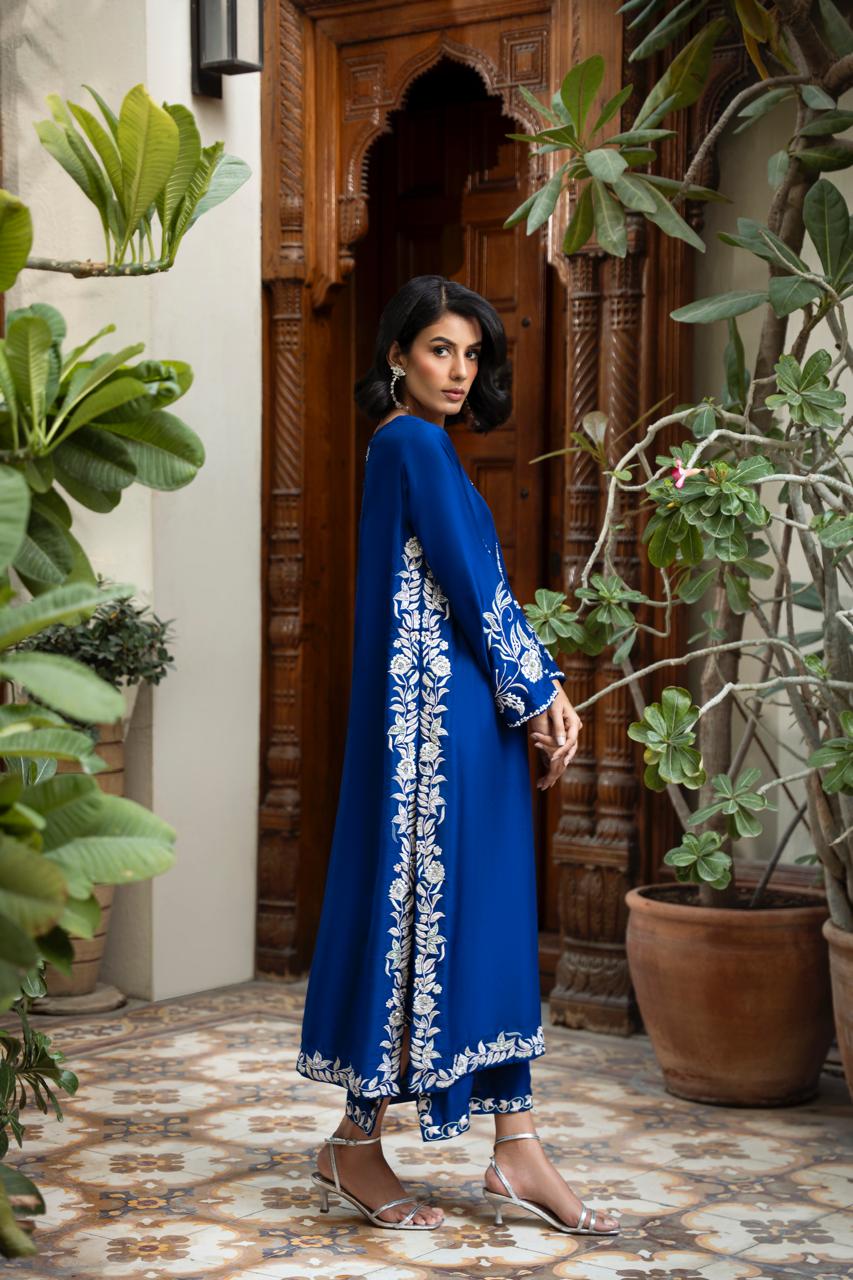 FARAH ZUBAIR - Blue Rawsilk