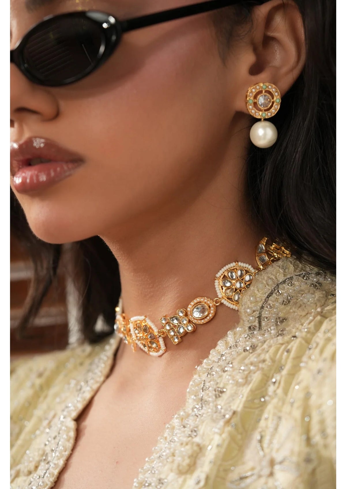 ESFIR- Qamri choker