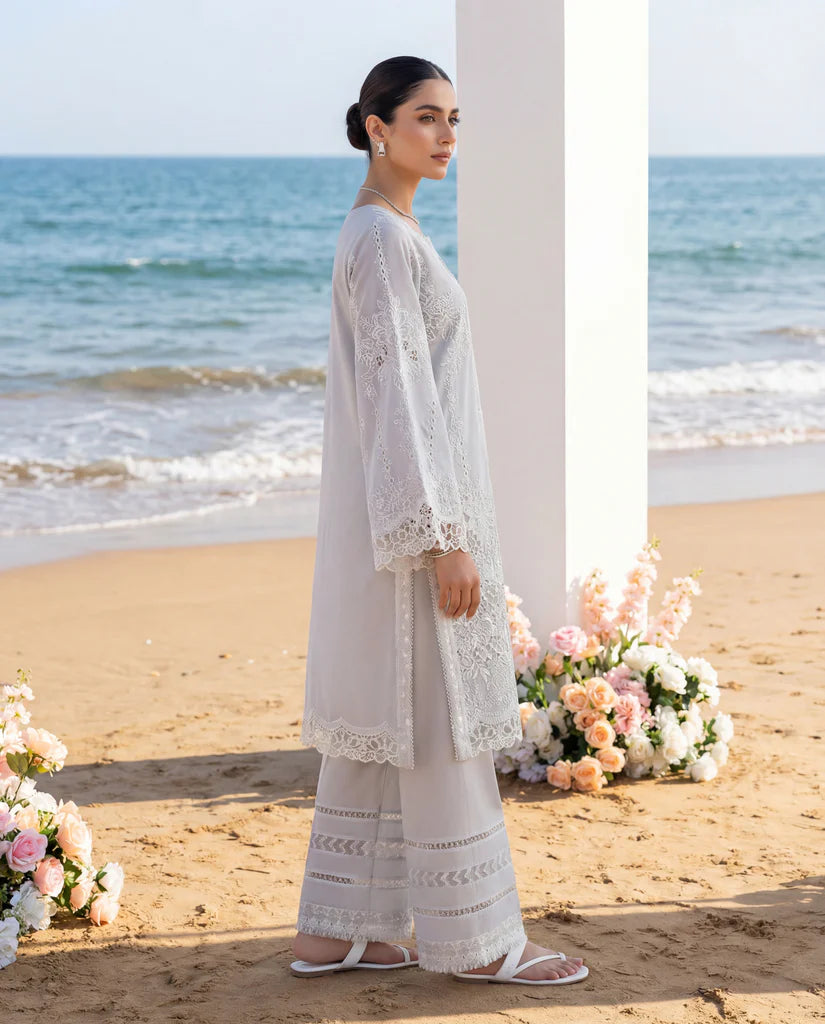 THREADS AND MOTIFS - Luminous Shoreline