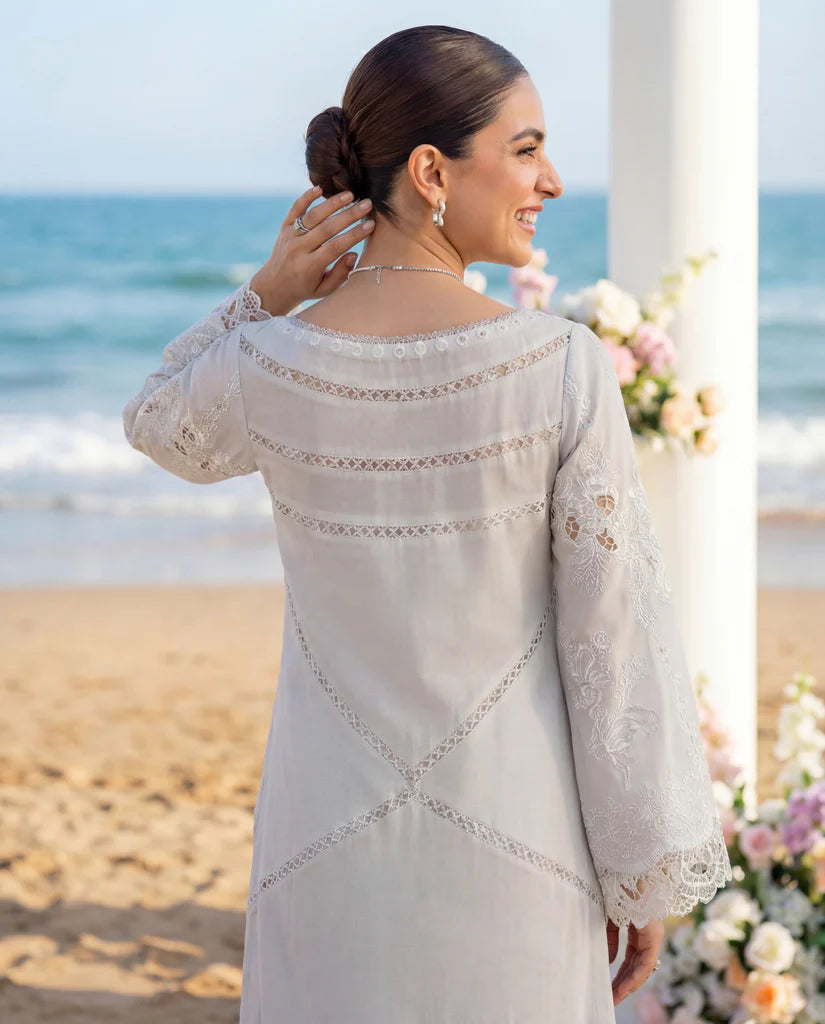 THREADS AND MOTIFS - Luminous Shoreline