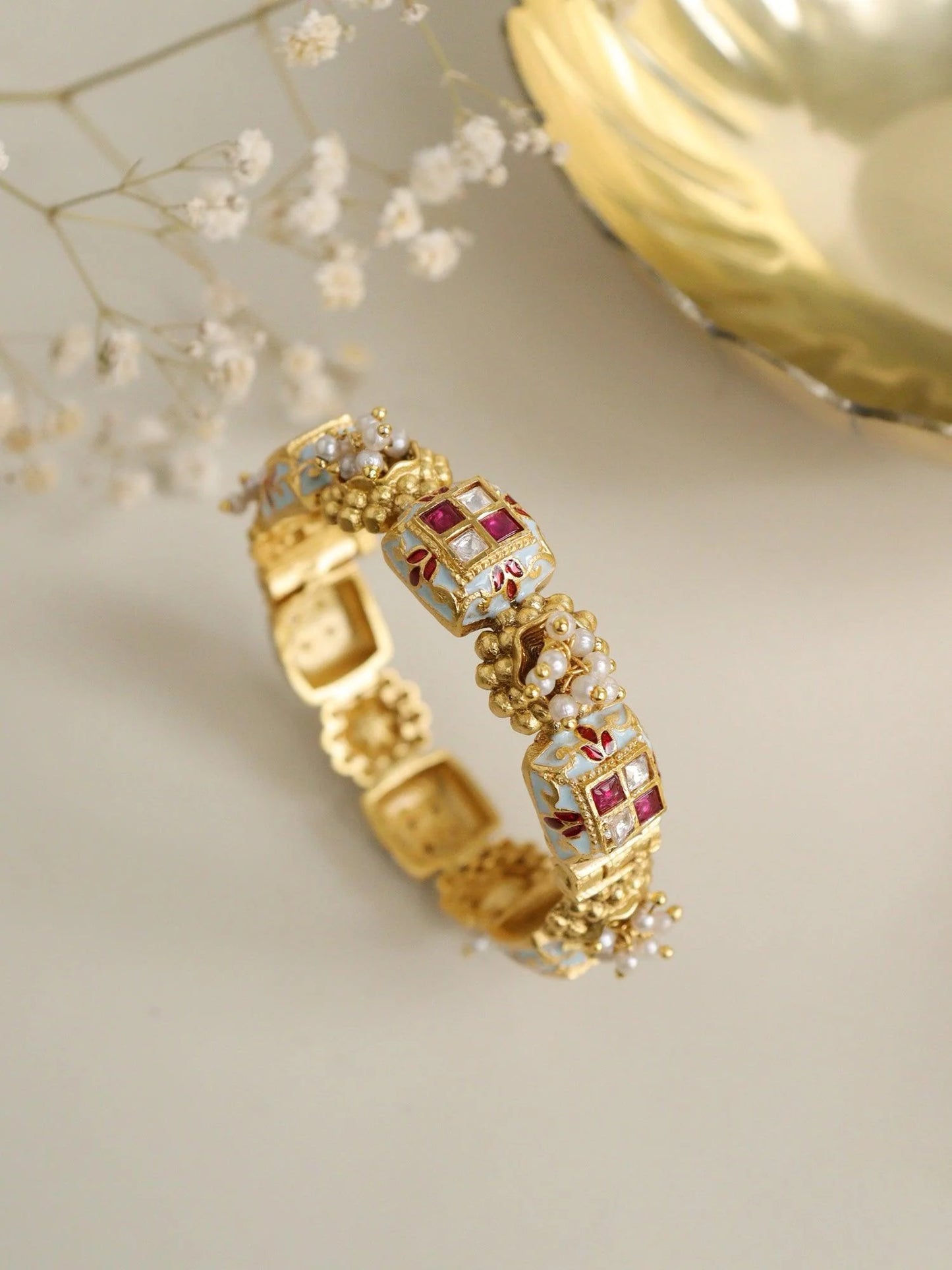 THE BUTTERFLY EFFECT JEWELRY - gold floral bangle