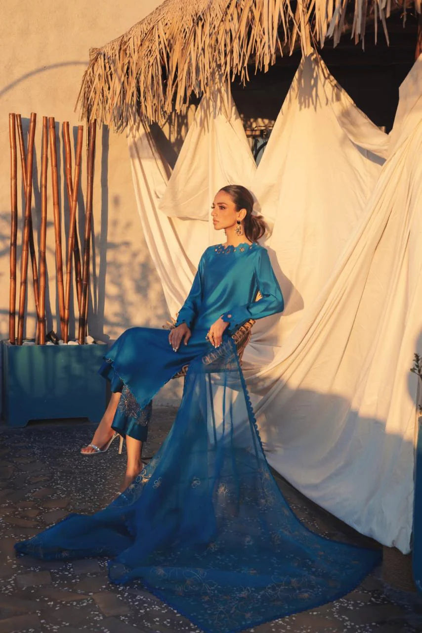 ANAM AHKLAQ - Azure in Red Color