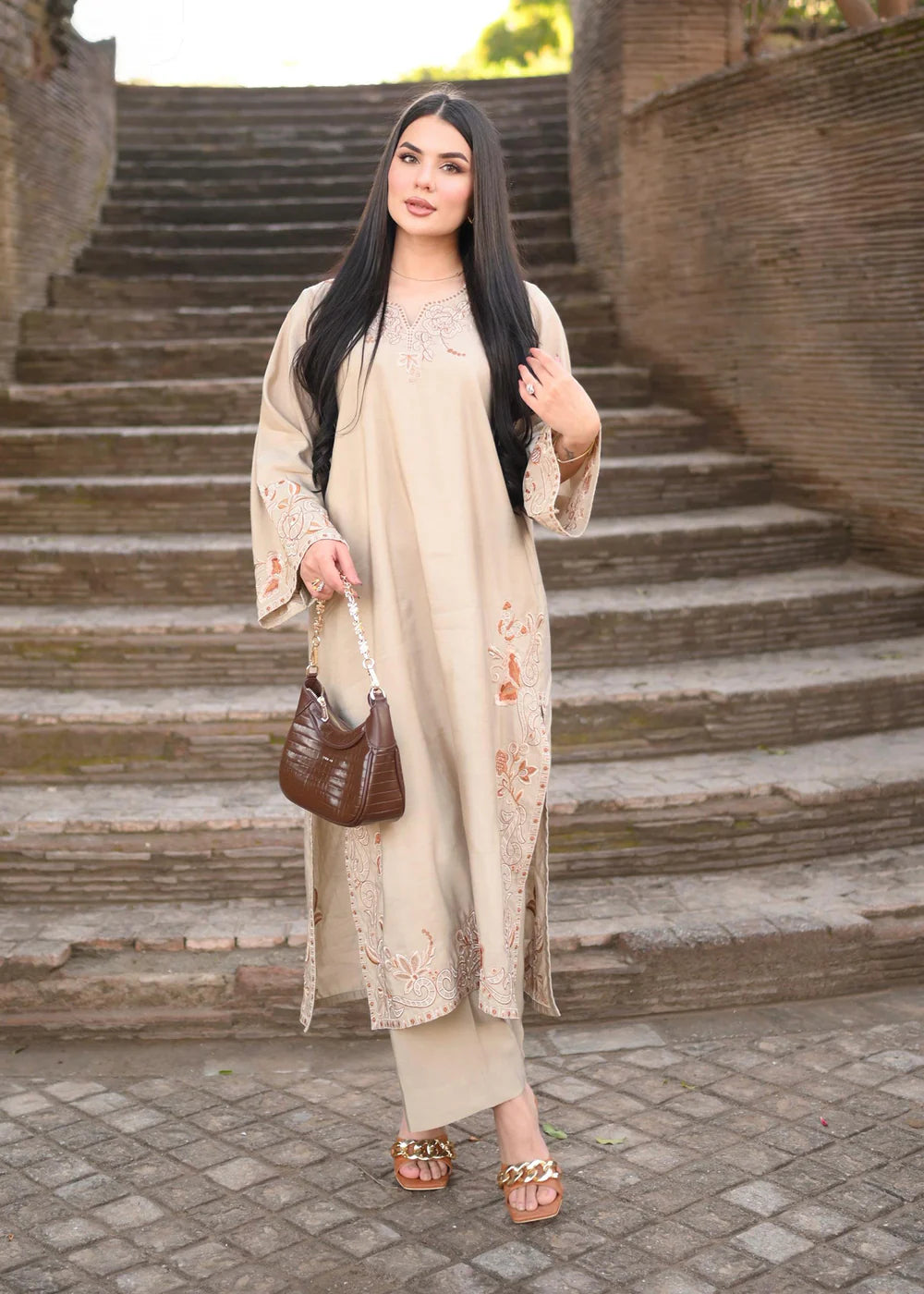 HOUSE OF UMSHA - Soft Dune