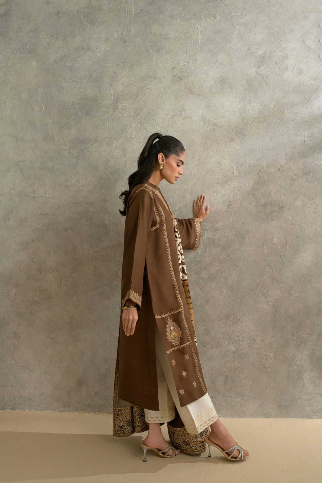 KOMAL LAKHANI - Espresso Ember