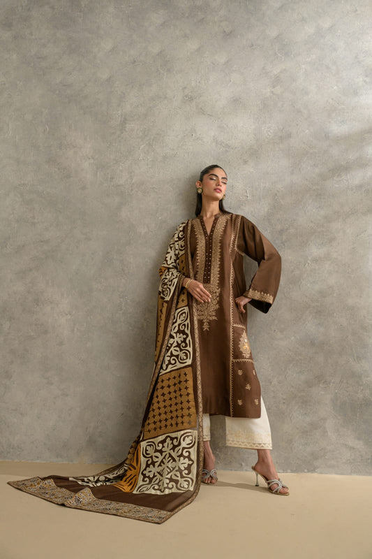 KOMAL LAKHANI - Espresso Ember