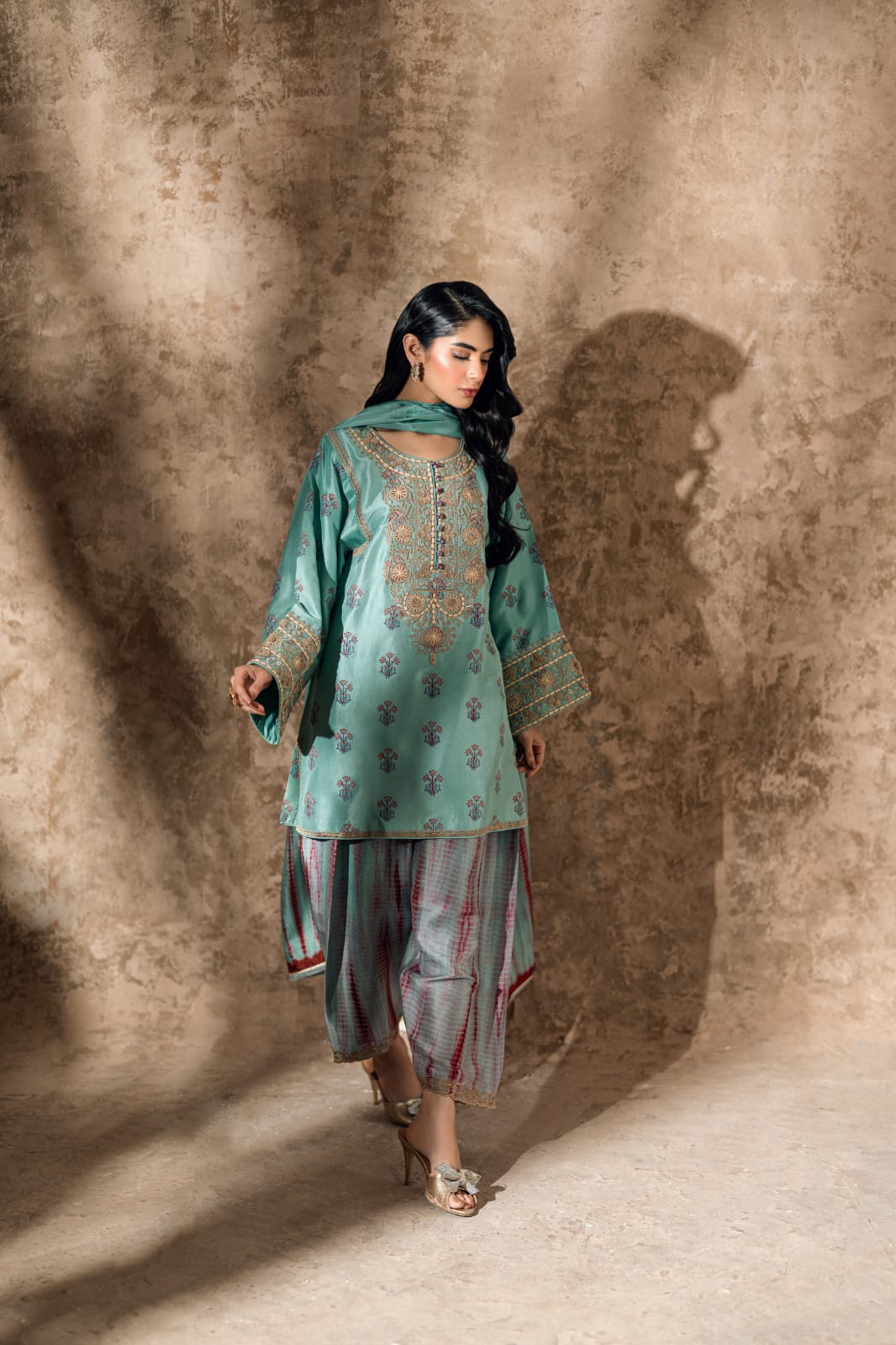 KOMAL LAKHANI - Turquoise Tie-Dye Luxe