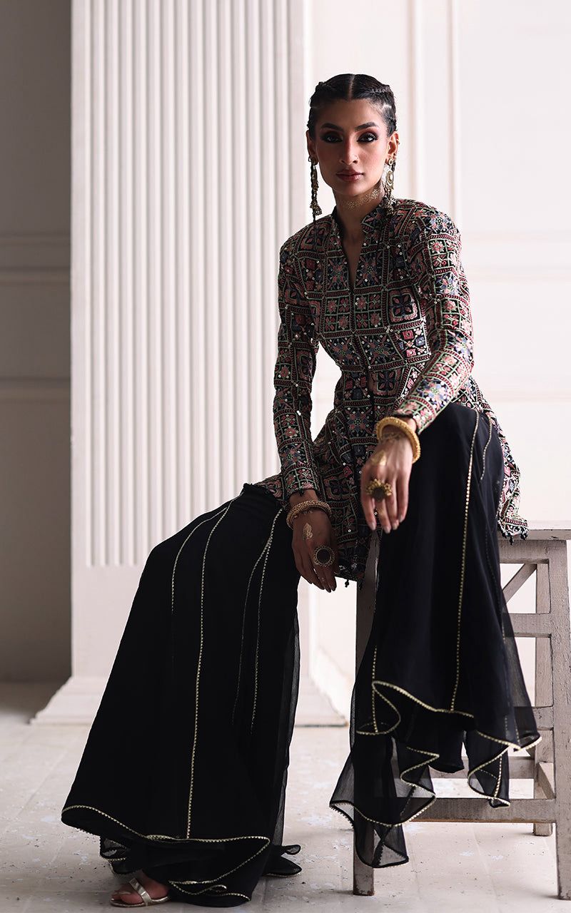 THREADS AND MOTIFS - Zeba Embroidered Peplum
