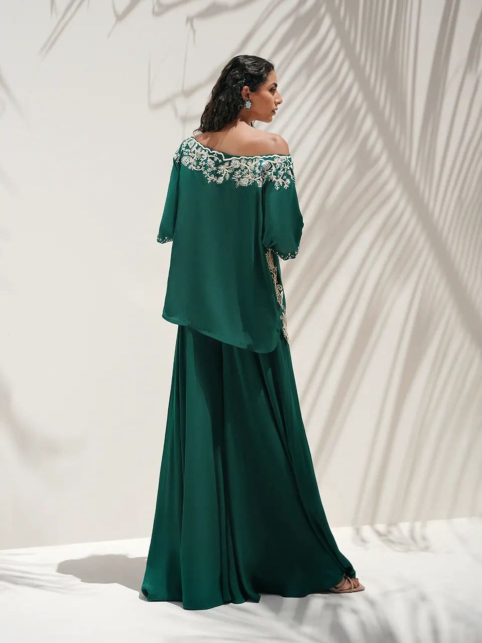 FARAH ZUBAIR -  Emerelle