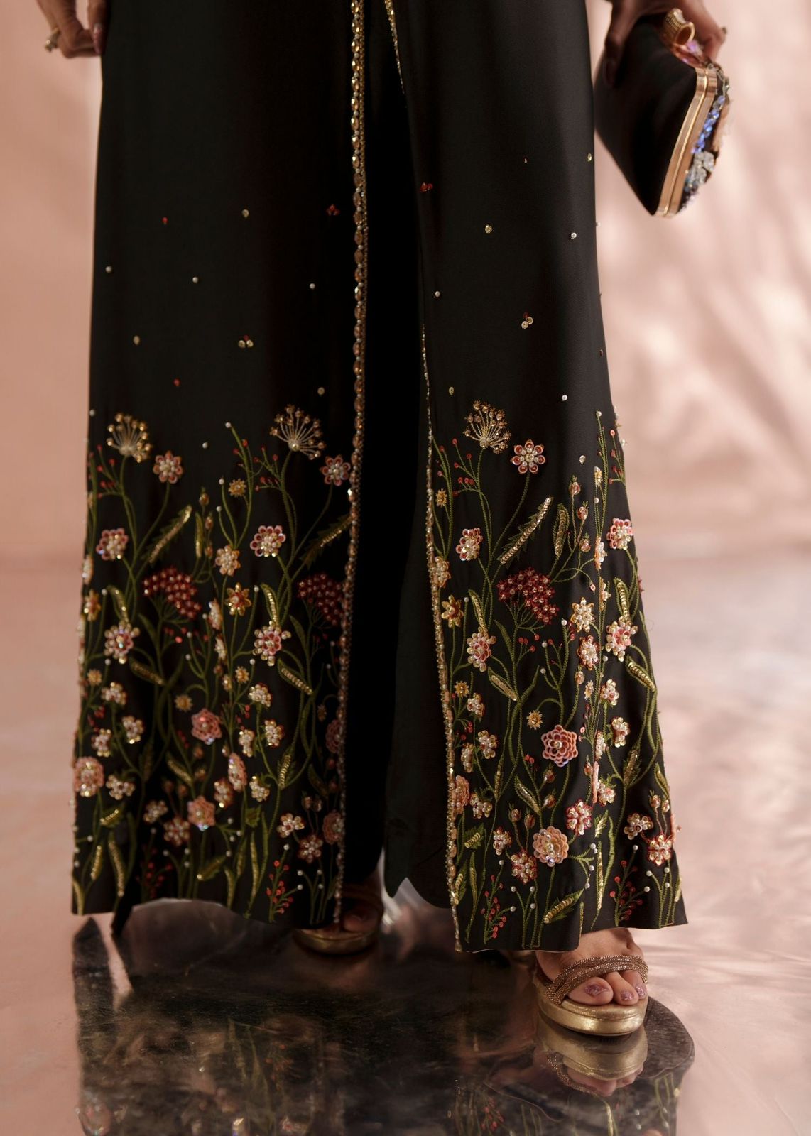 MEHAK YAQOOB COUTURE - Muse