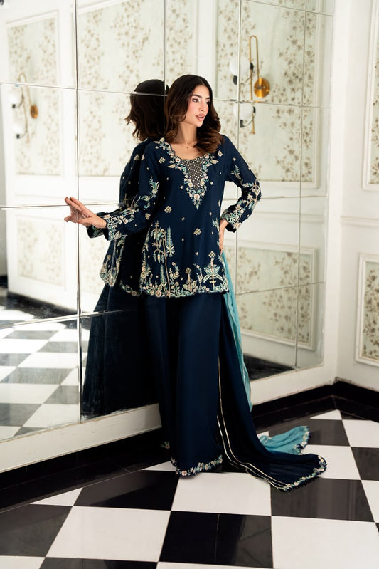 HAFSA MALIK- Safari