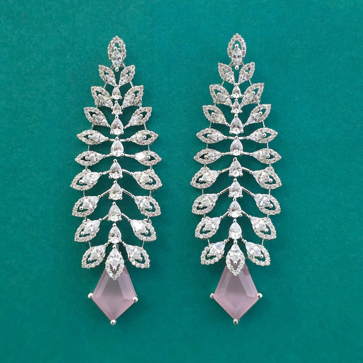 THE BUTTERFLY EFFECT- Leaves silver  pink earrings