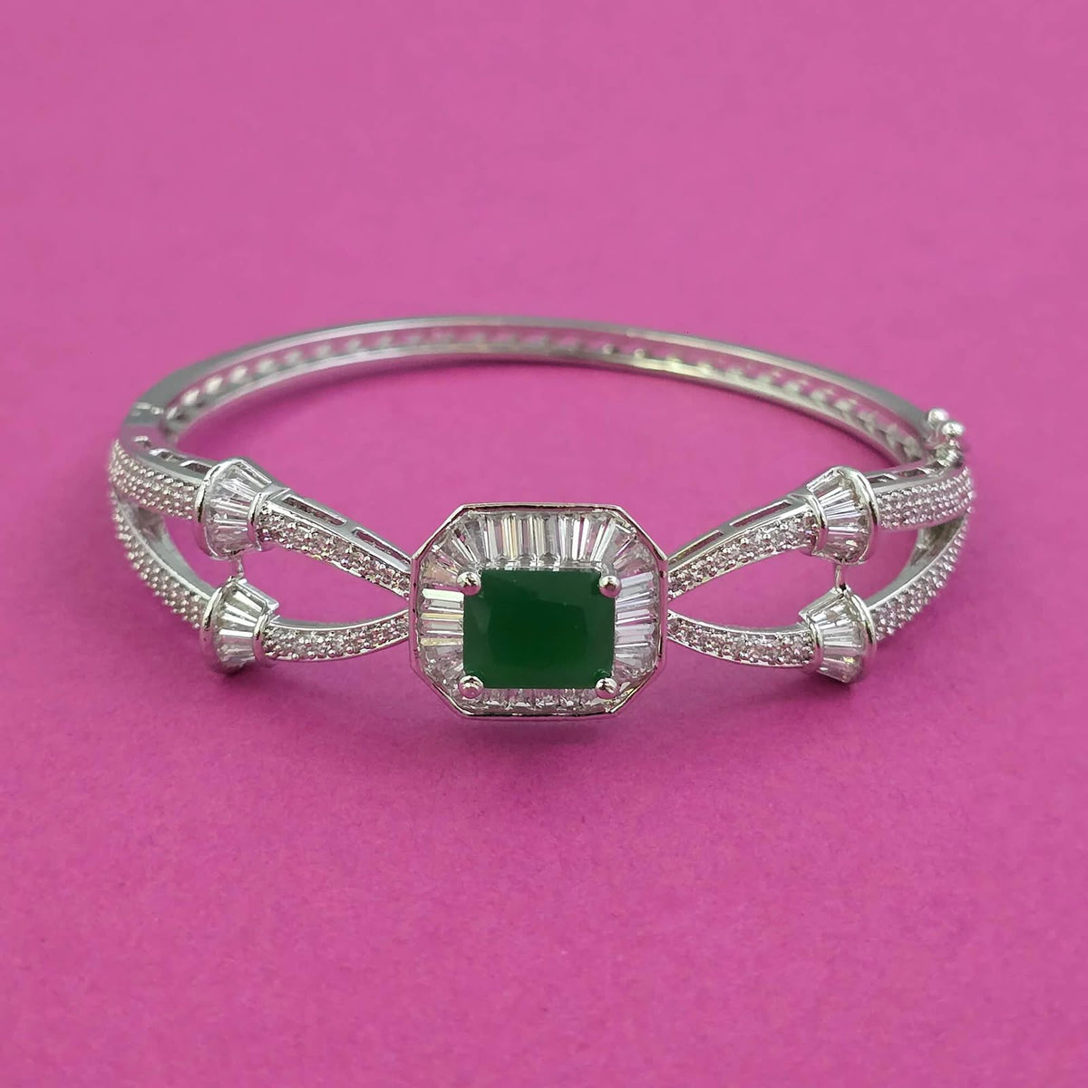 THE BUTTERFLY EFFECT-Silver with green bangles