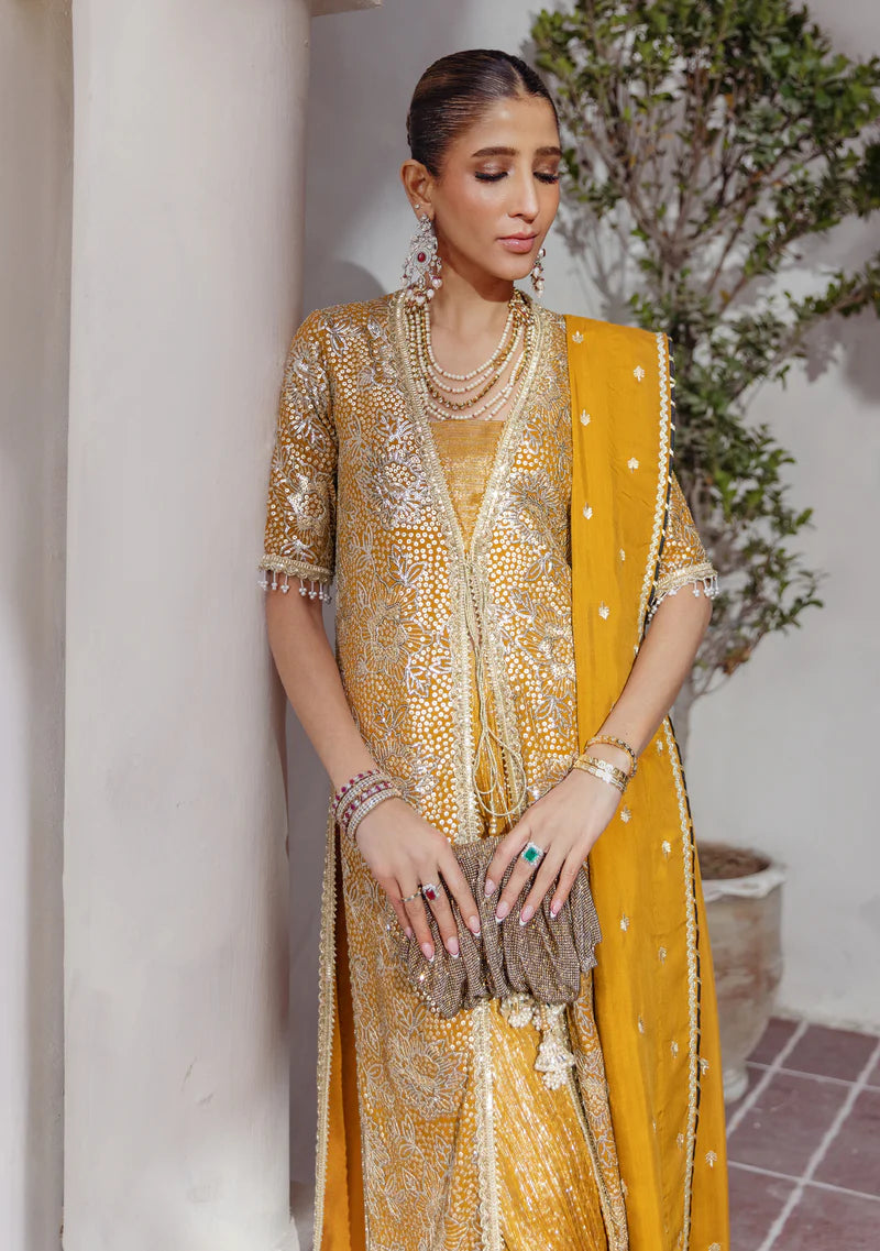 ZAINAB ZULFIQAR - Abru Saffron