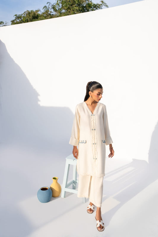 KOMAL LAKHANI  - Ivory Naeem pocket