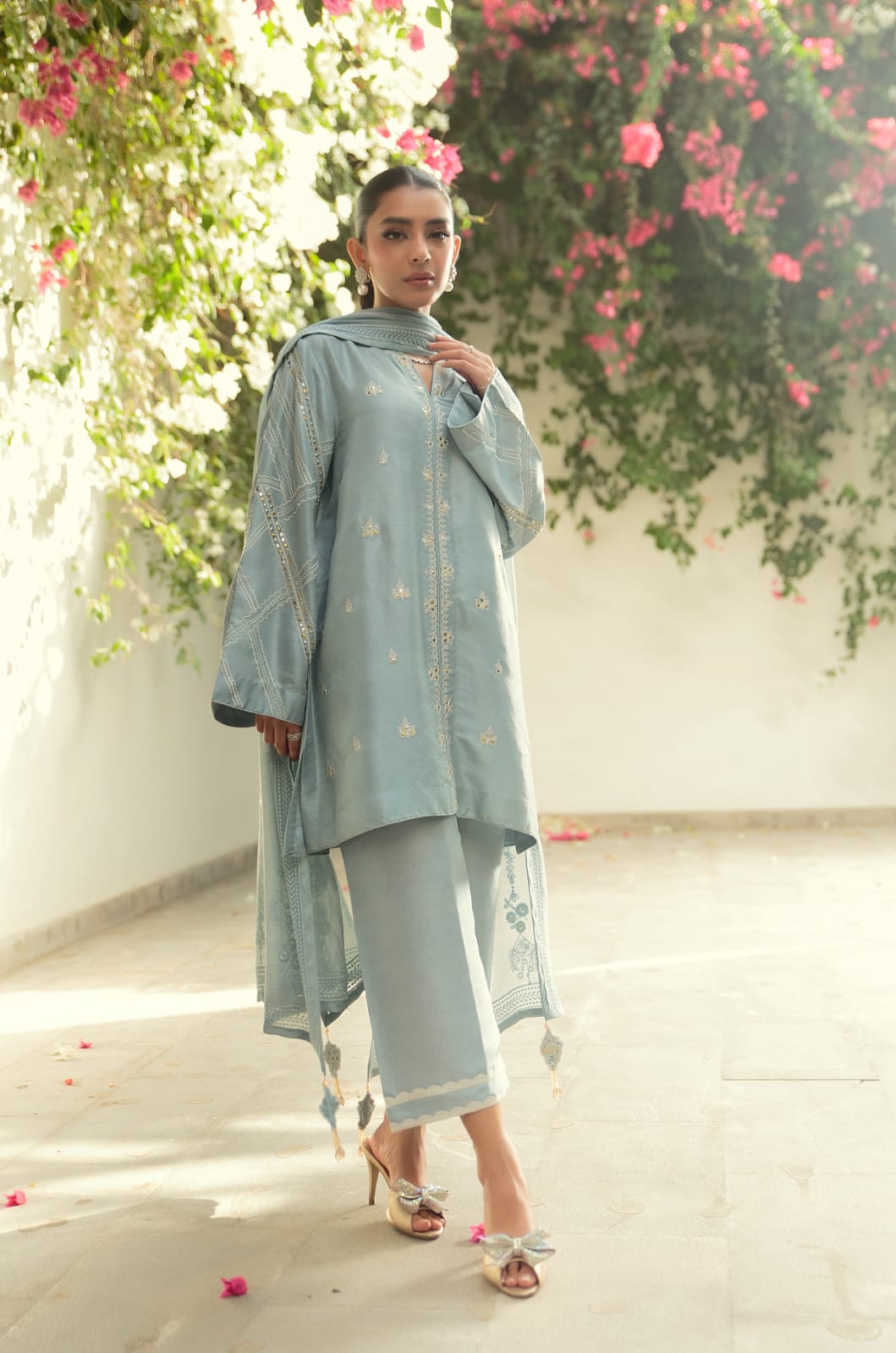 KOMAL LAKHANI- Blue imran Sleeves