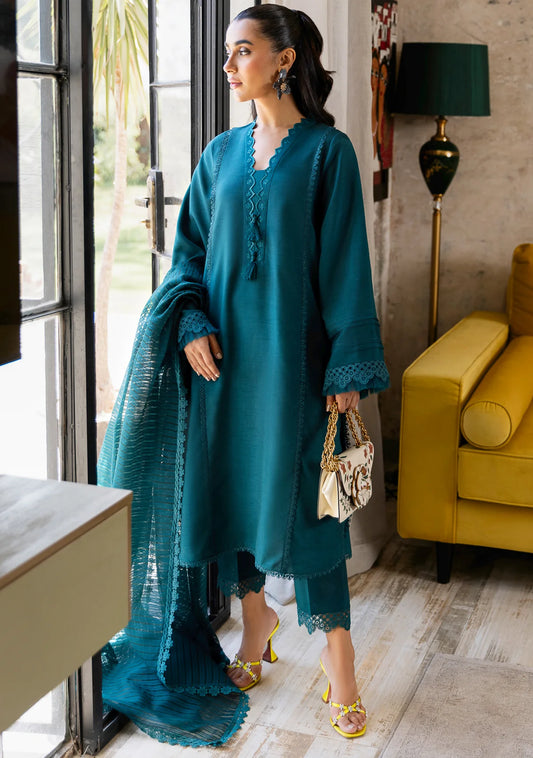 ZAINAB ZULFIQAR - Esme Teal