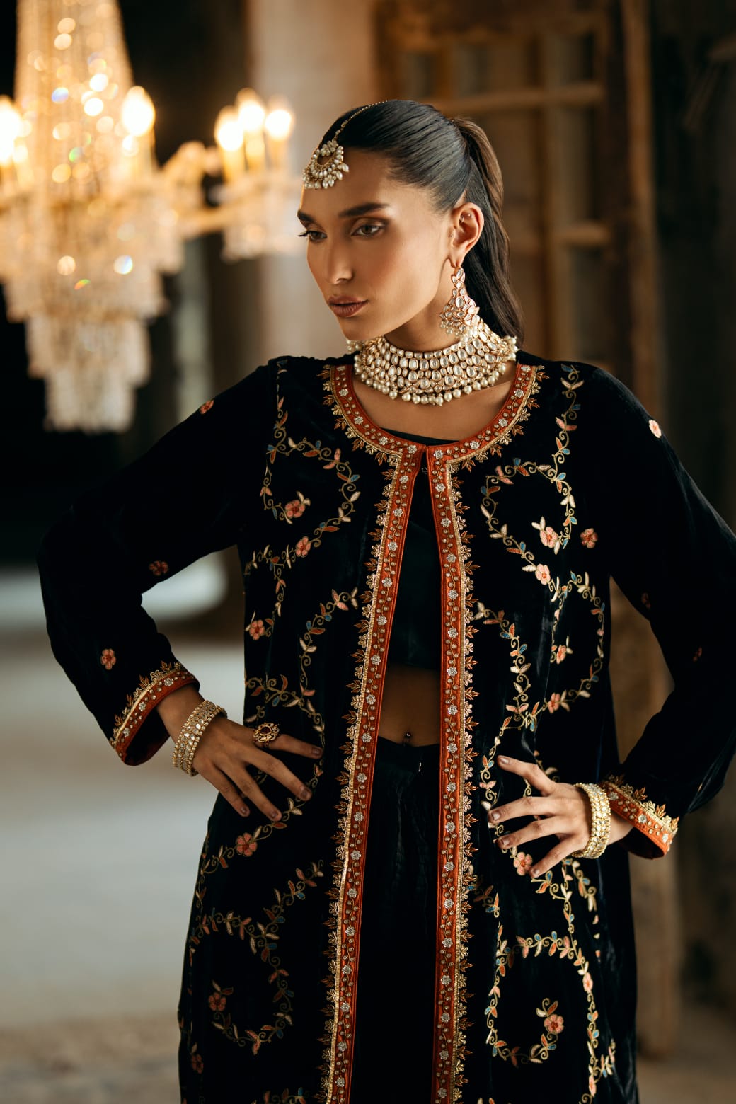 KOMAL LAKHANI - Shehnai Black