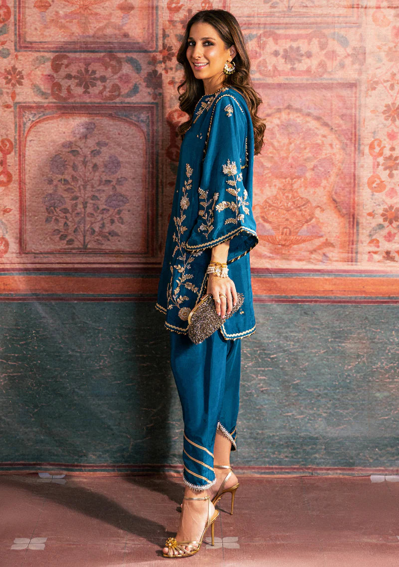 ZAINAB ZULFIQAR - Firouzeh