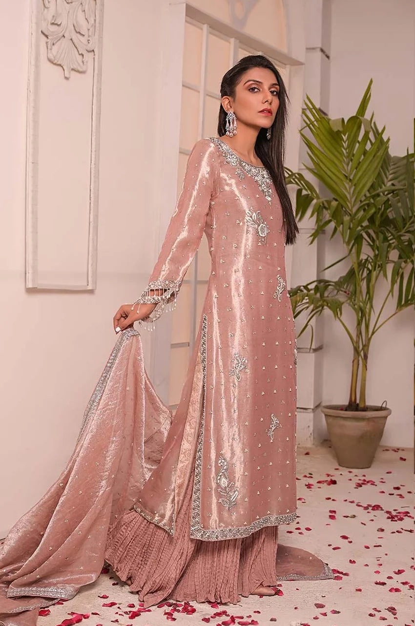 HAFSA MALIK - Flamingo