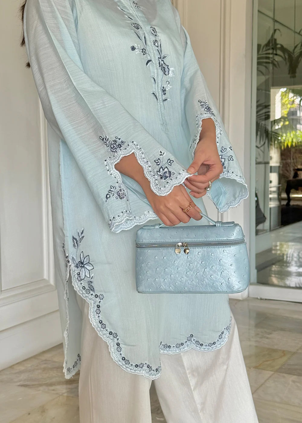 HOUSE OF UMSHA -  Icy Breeze