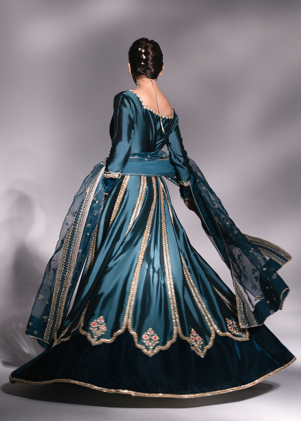 Mehak Yaqoob Couture - Zircone