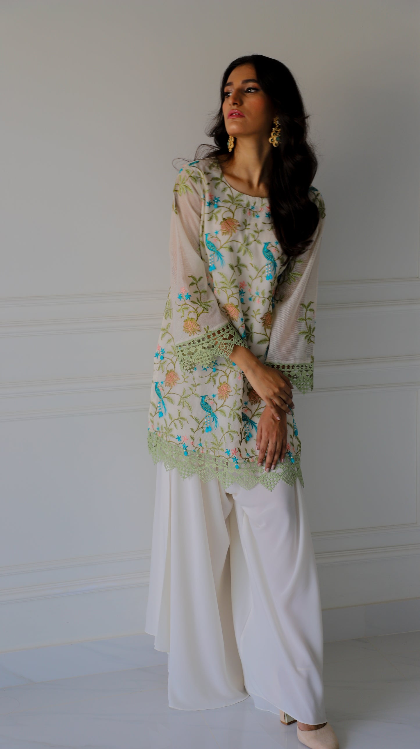 ASHJAIN SAFWAN - Off-White Bird (Farshi Shalwar)