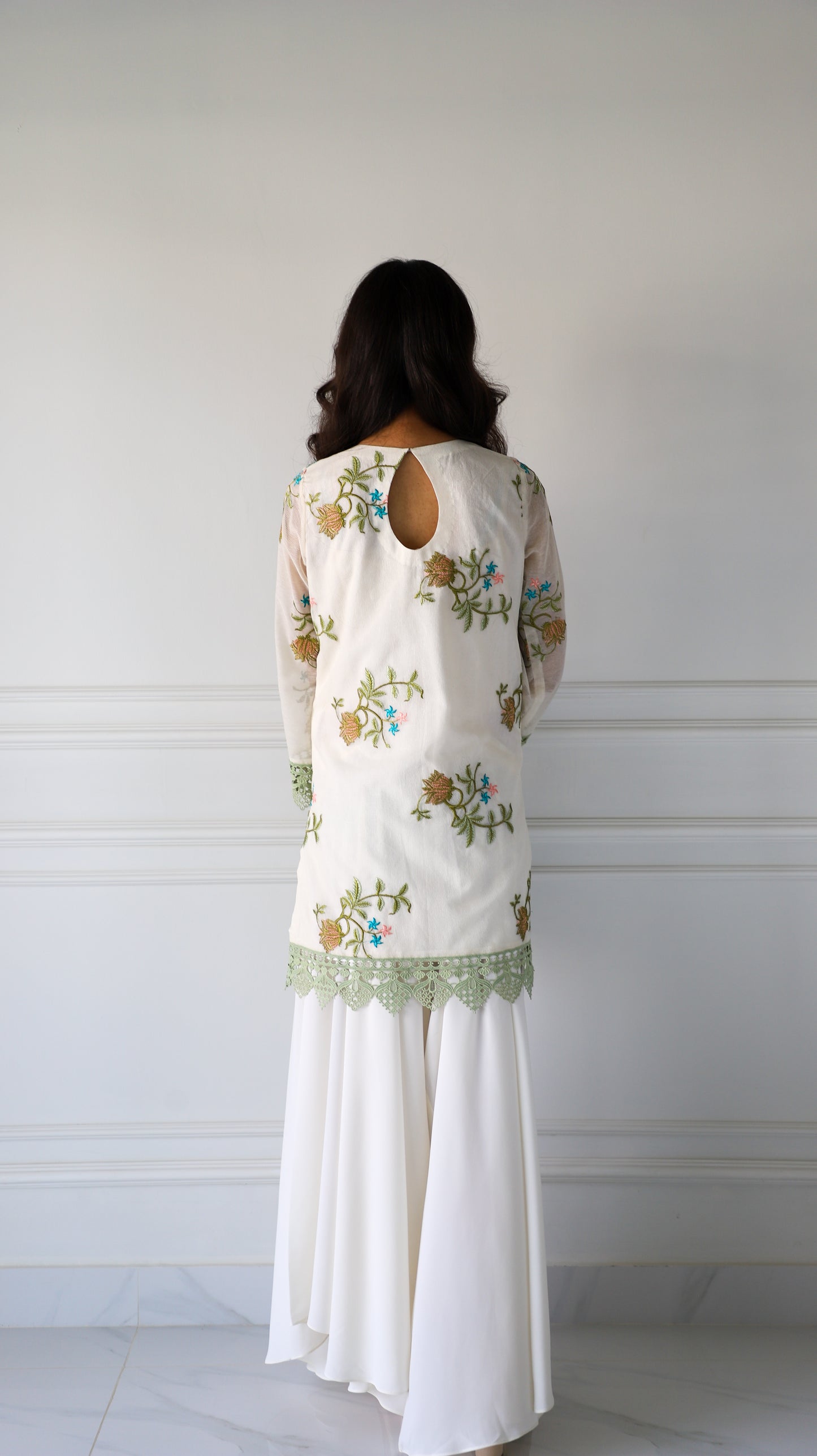 ASHJAIN SAFWAN - Off-White Bird (Farshi Shalwar)