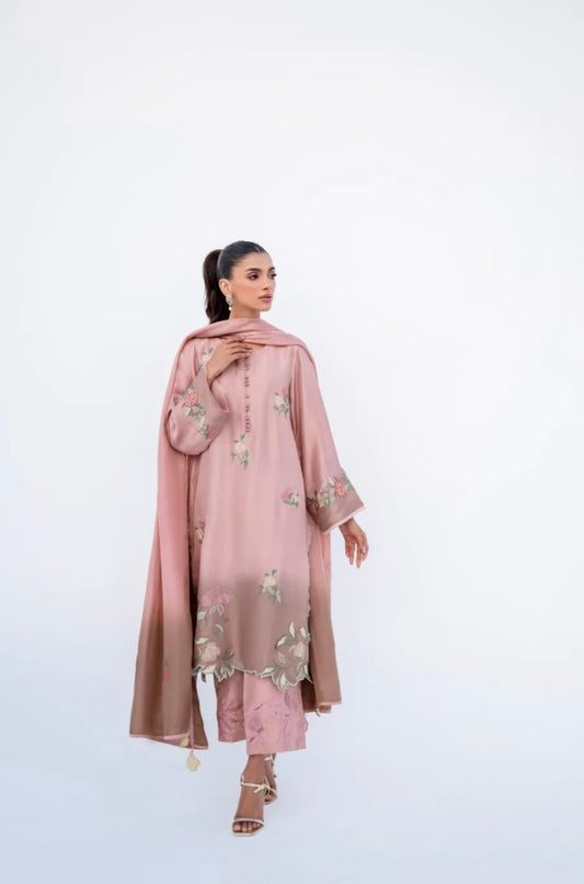 KOMAL LAKHANI - Peach Ombre