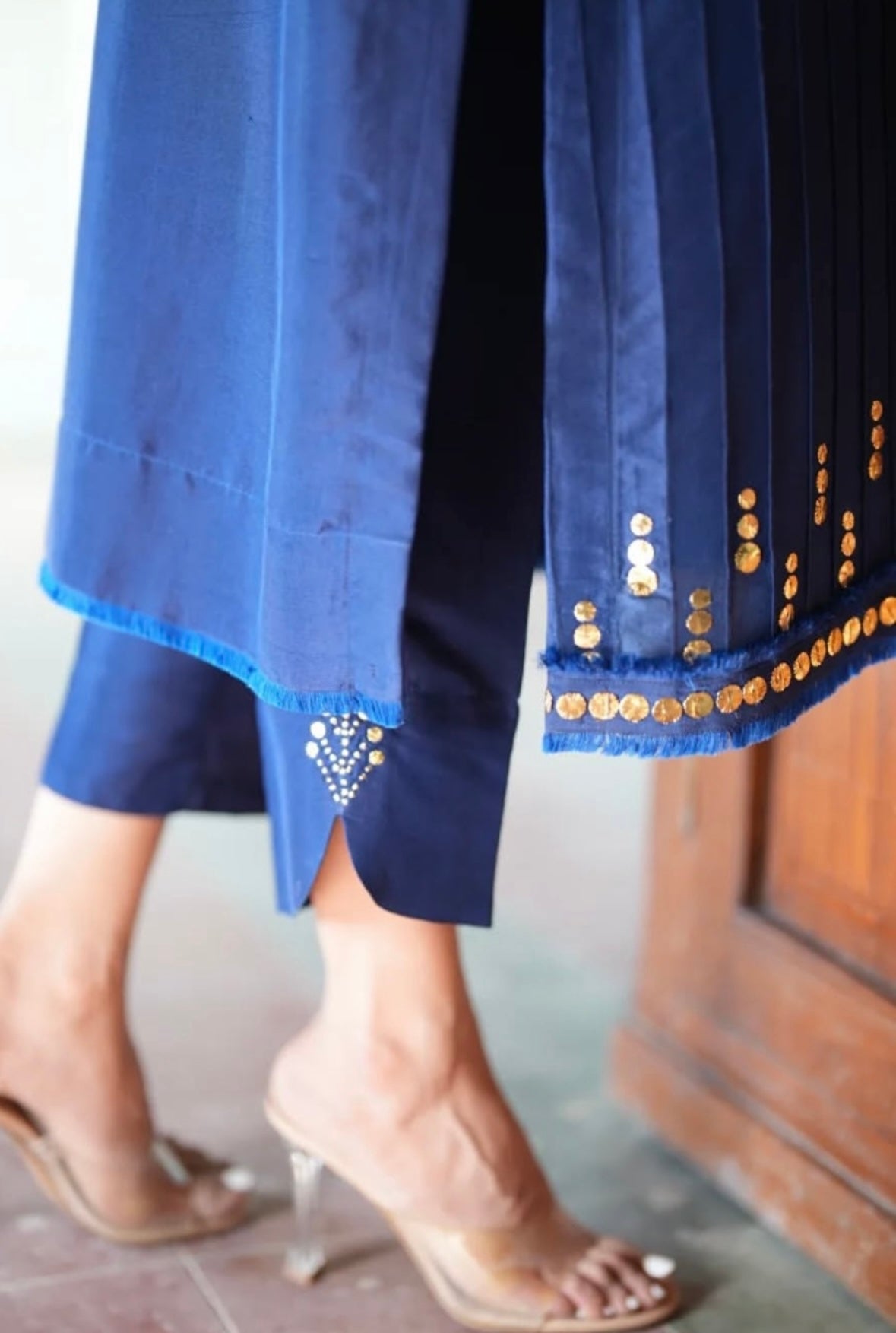 KOMAL LAKHANI - Blue Maryum