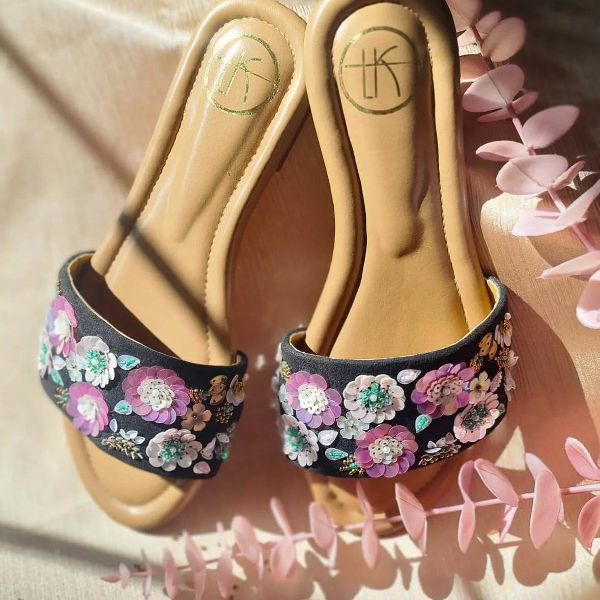 LOVE KAARI - Garden of bliss Slide