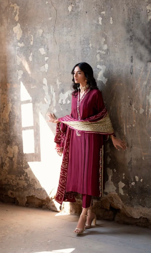KOMAL LAKHANI - Maroon Rawsilk