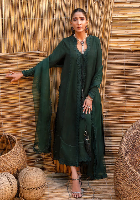 ZAINAB ZULFIQAR - Layaan Green