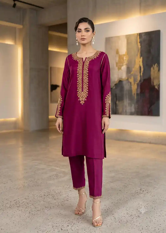 HAFSA MALIK - Isla Plum